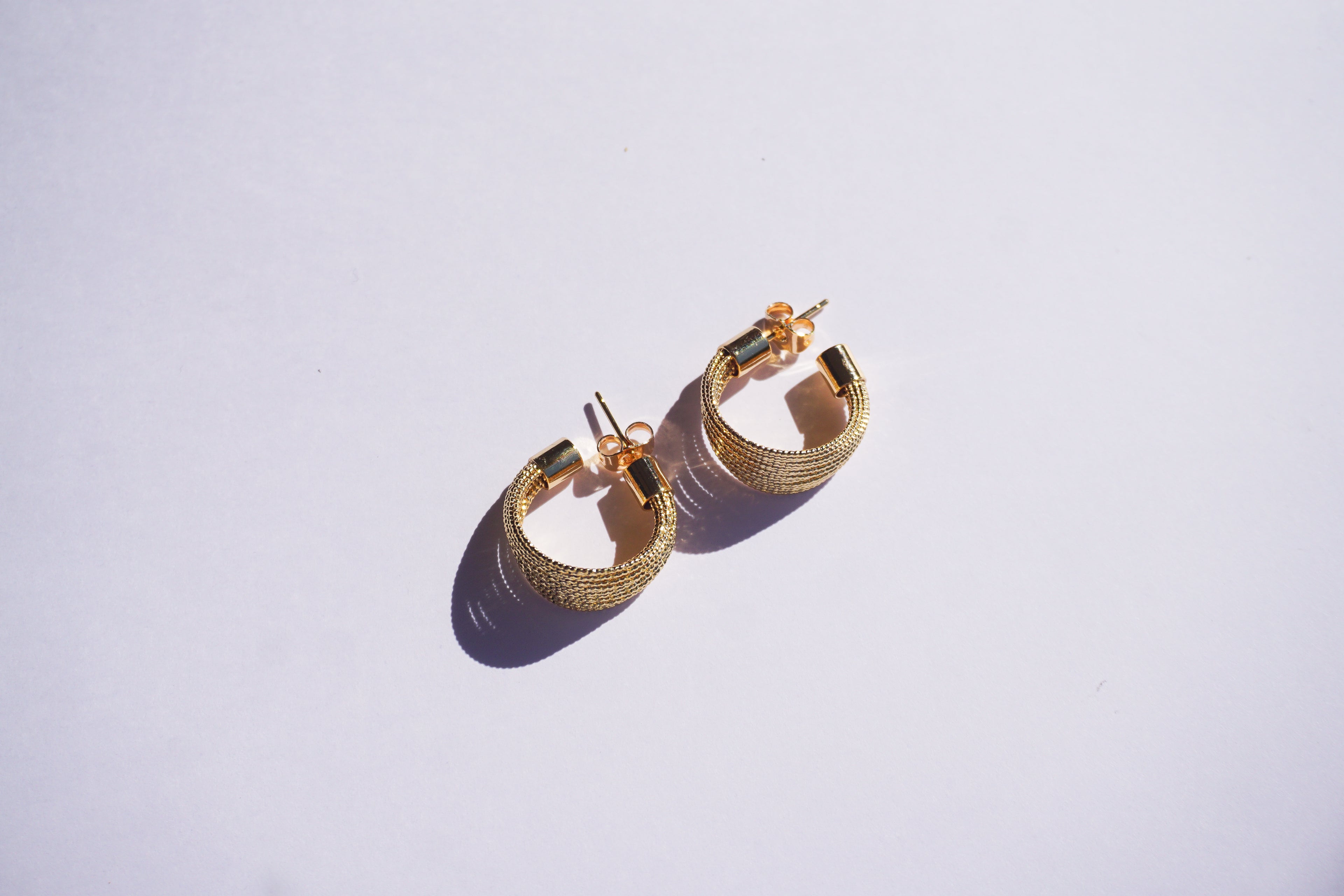 Aracada hilos con tope al final