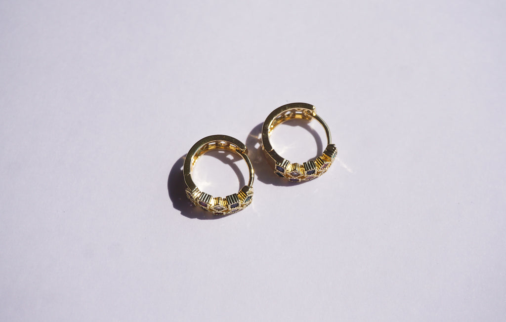 Huggies piedritas de colores