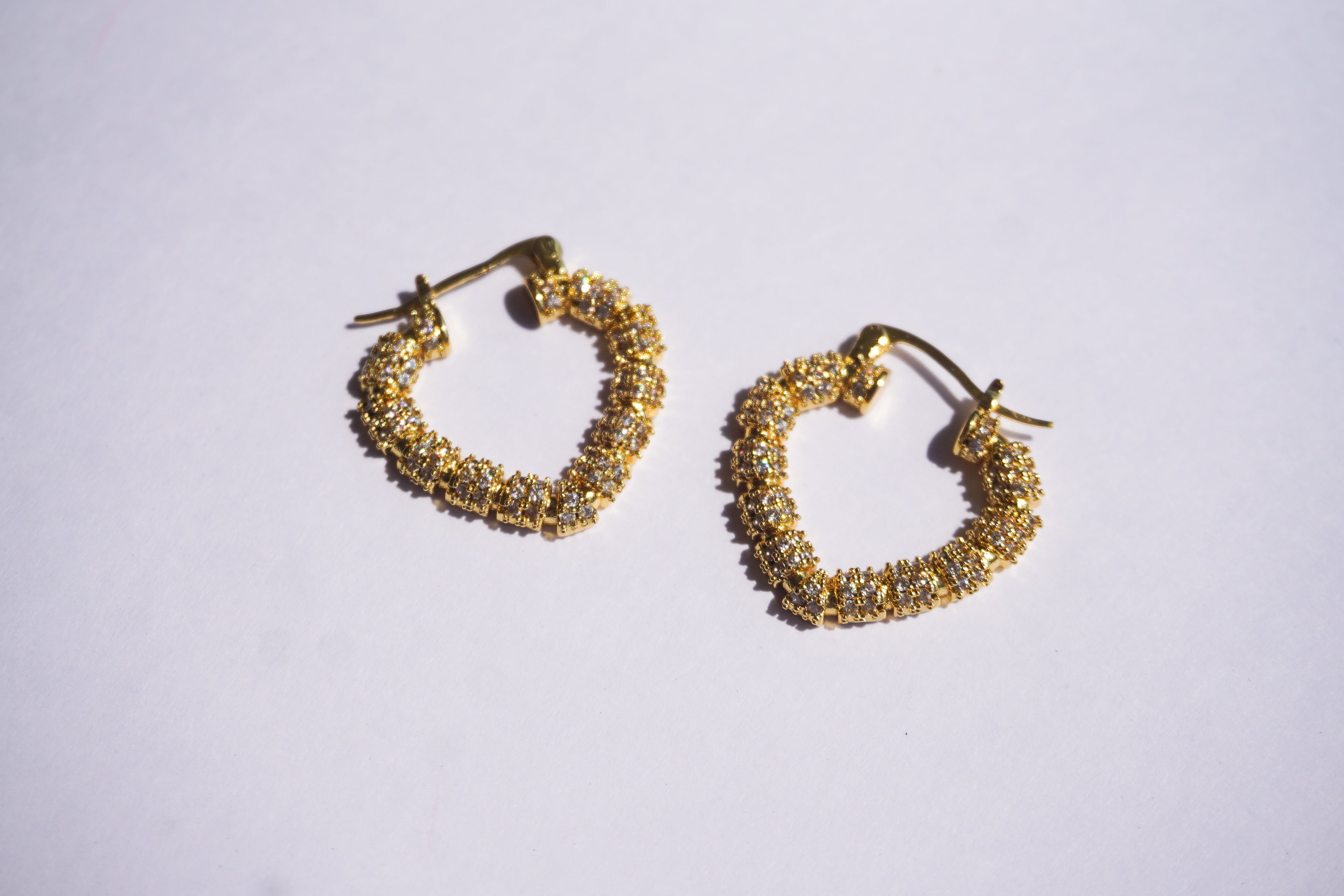 Arracadas silueta corazón