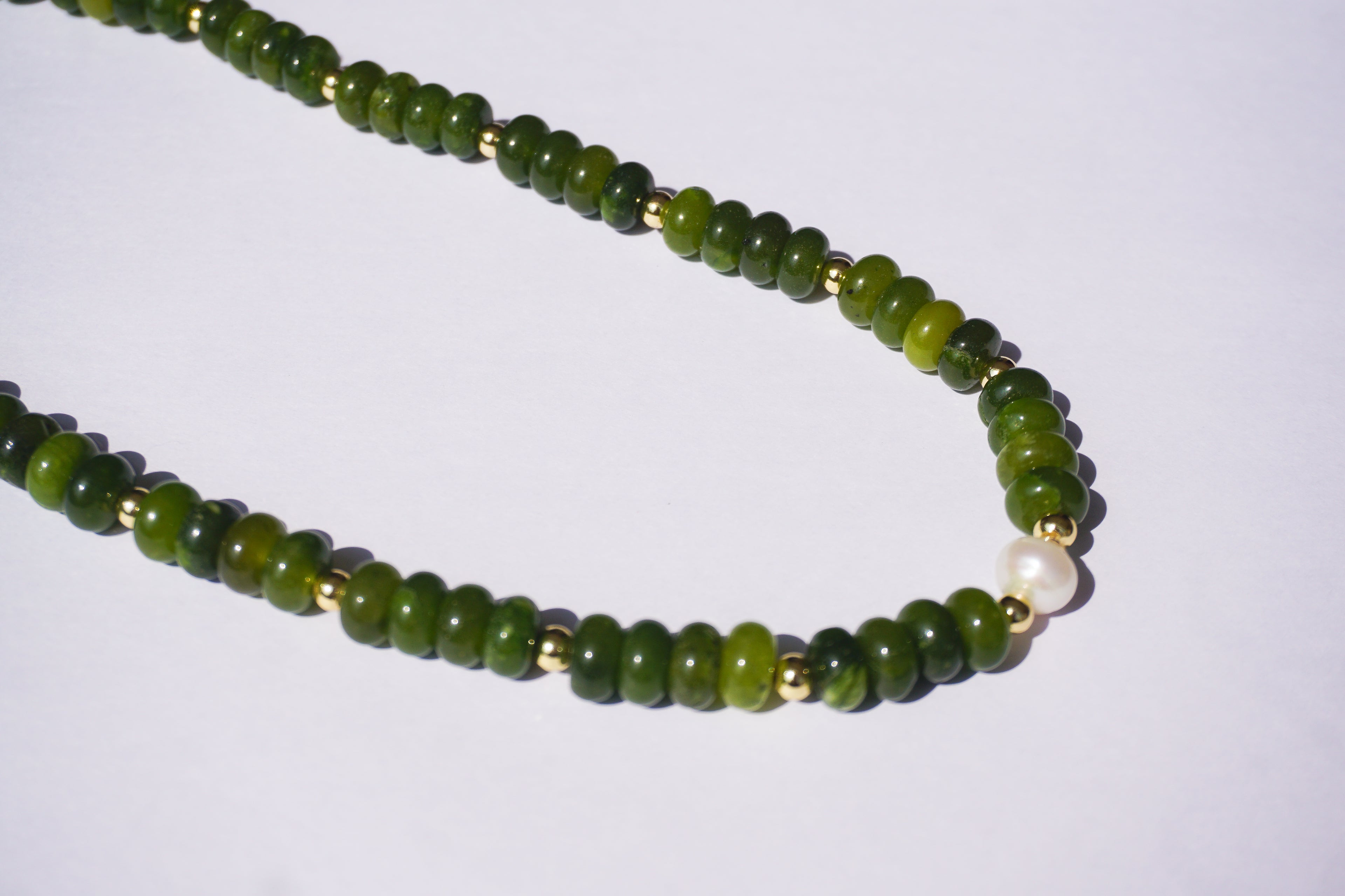 Collar verde con perla