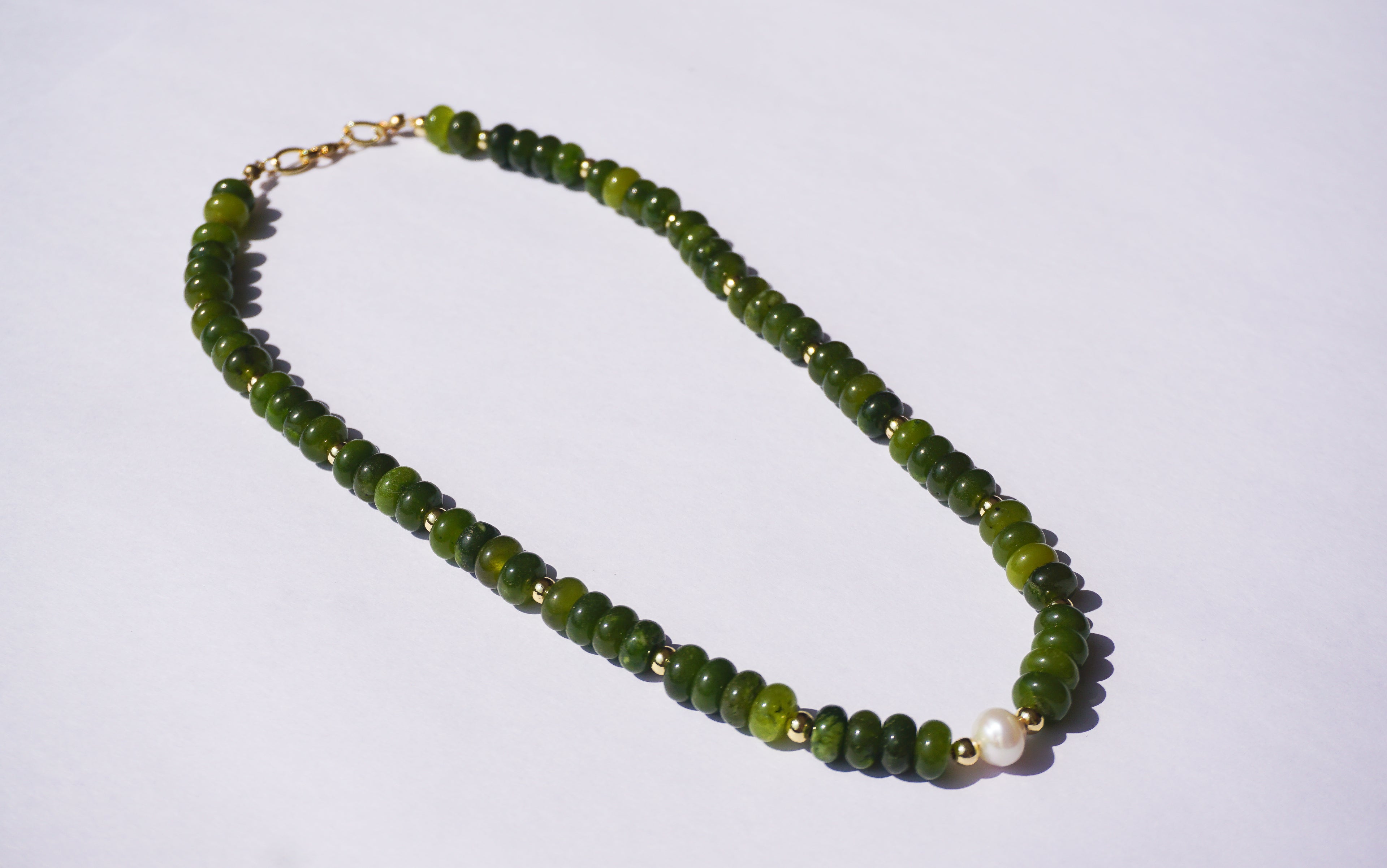 Collar verde con perla