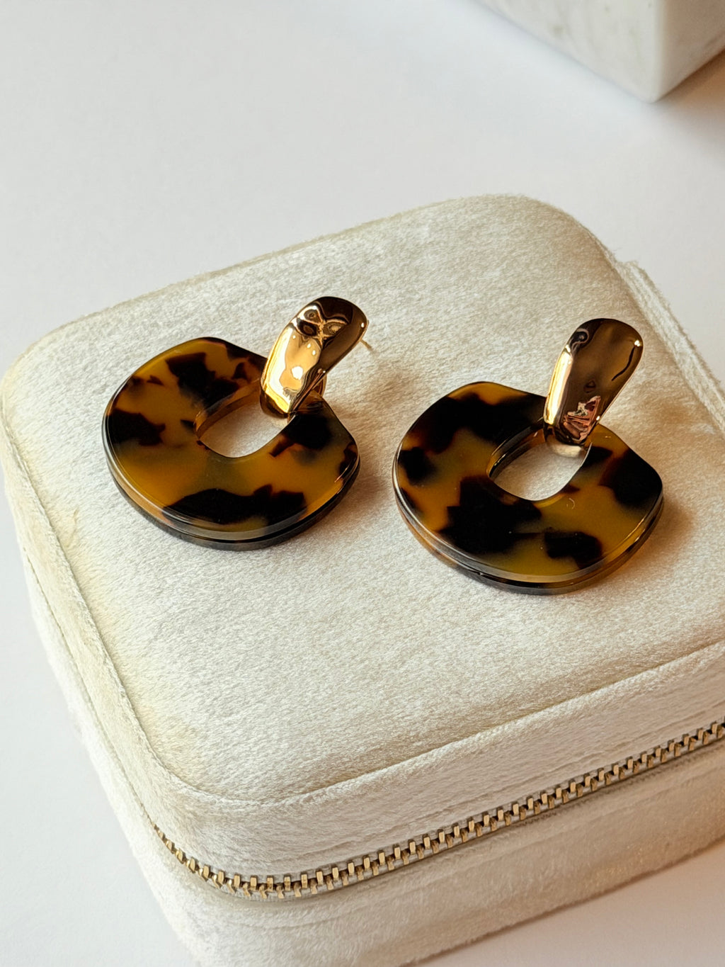 Arete de resina carey