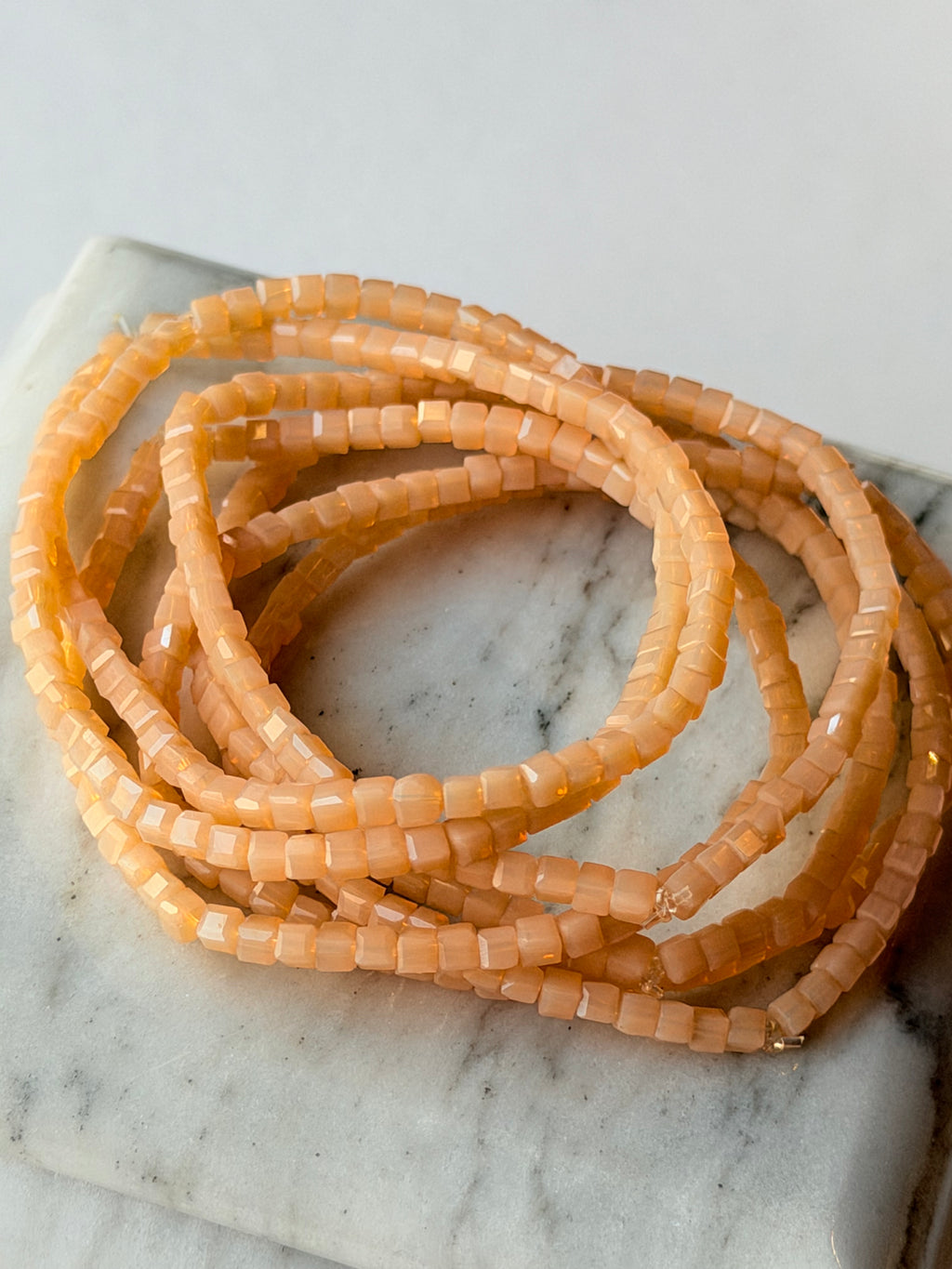 Pulsera de elástico nude