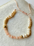 Pulsera de hilo con piedras y perlas naturales