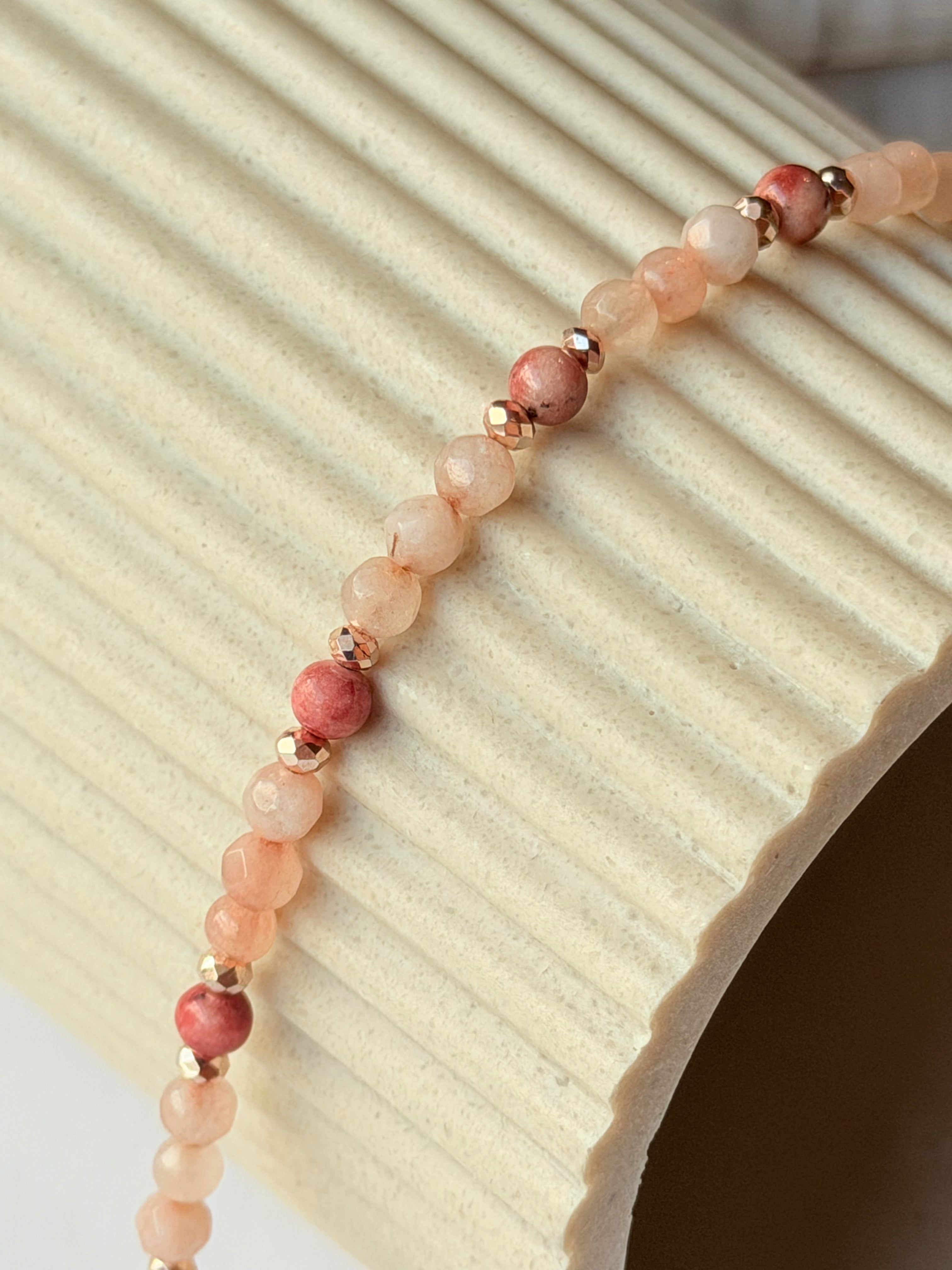 Pulsera con cristales y piedras naturales