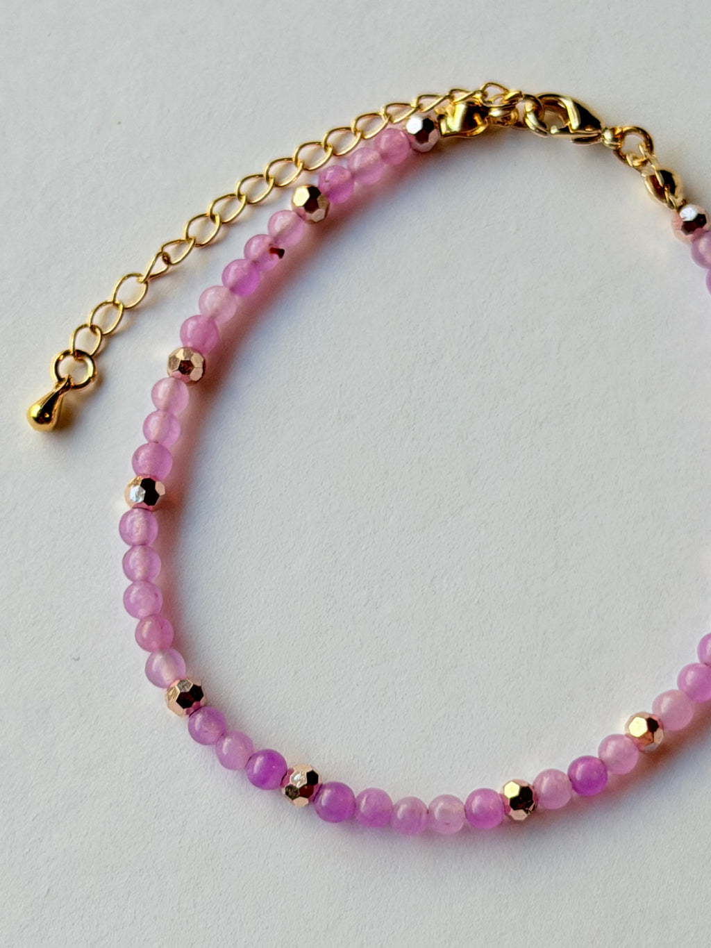 Pulsera de piedras naturales lilas