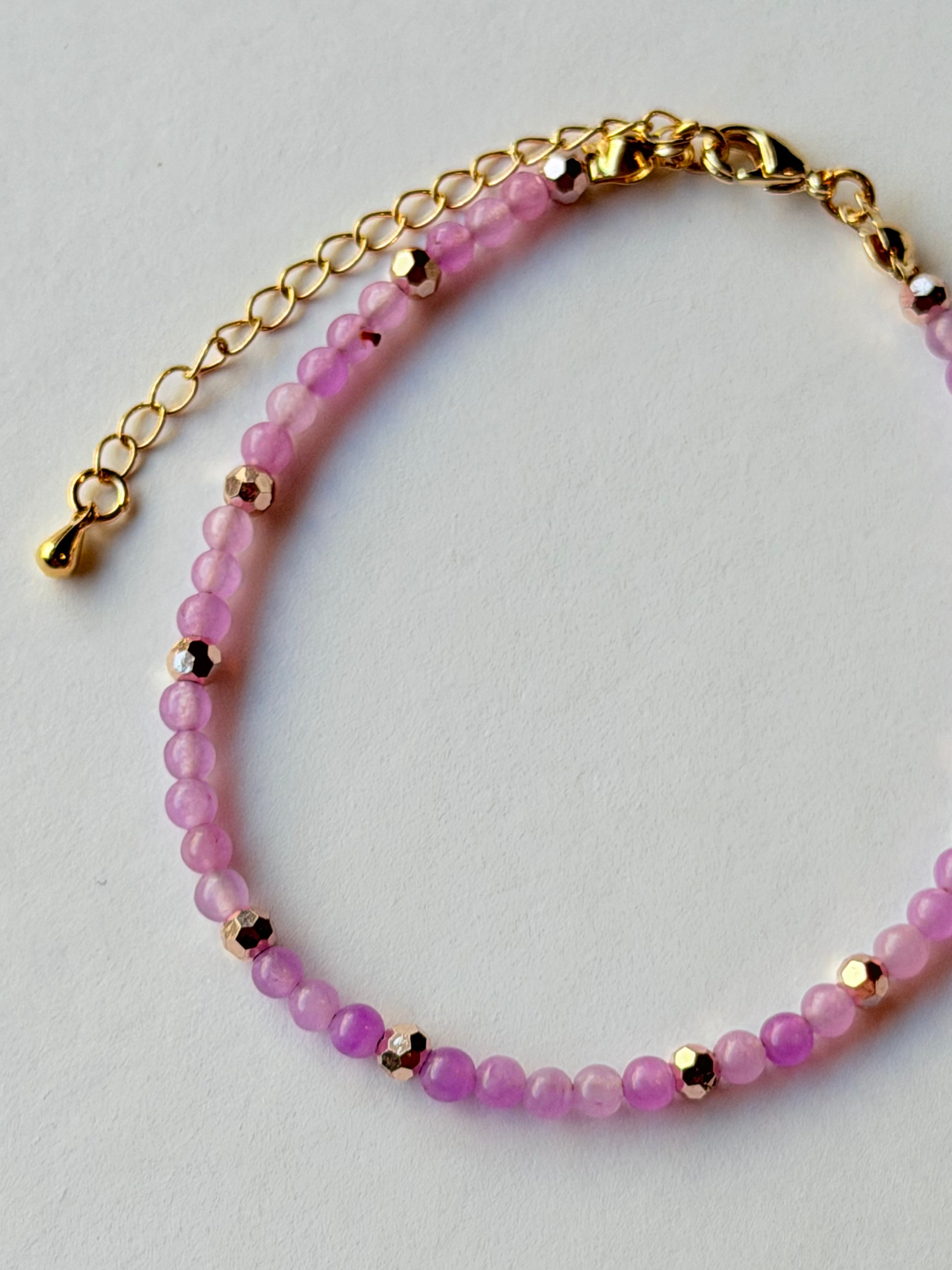 Pulsera de piedras naturales lilas