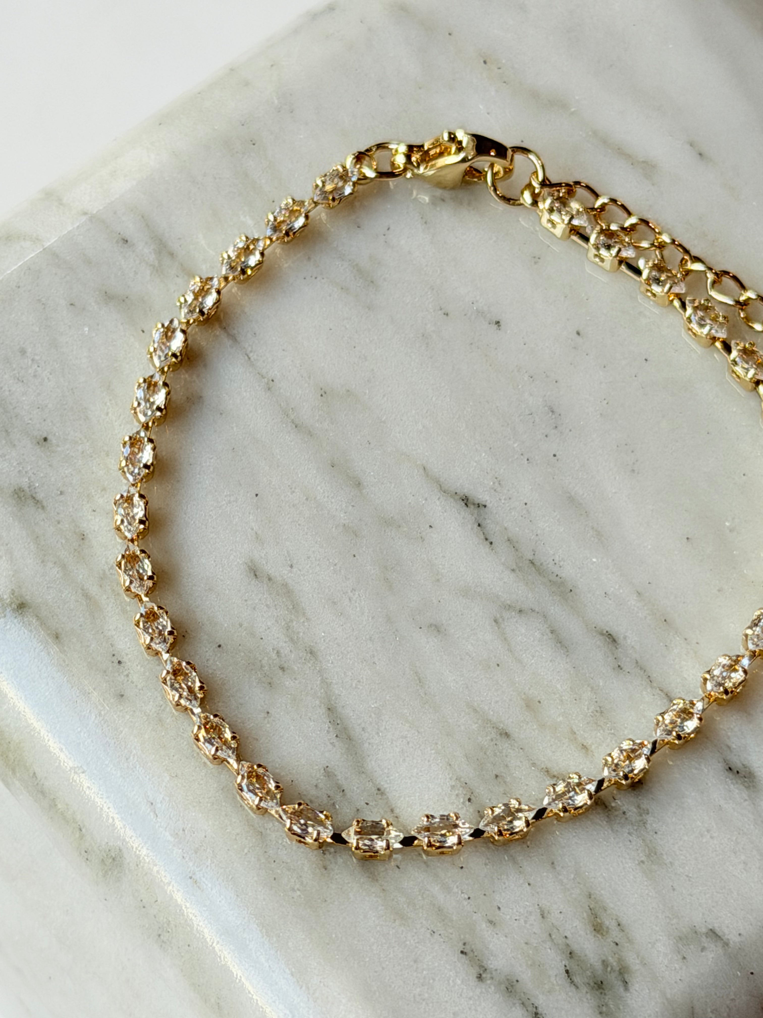 Pulsera de chapa de oro con zirconias