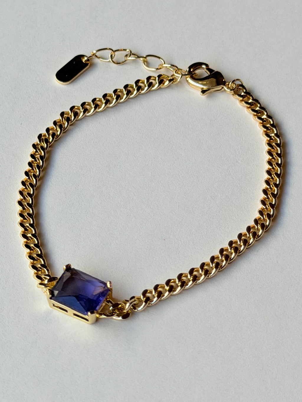 Pulsera de cadena con cristal morado
