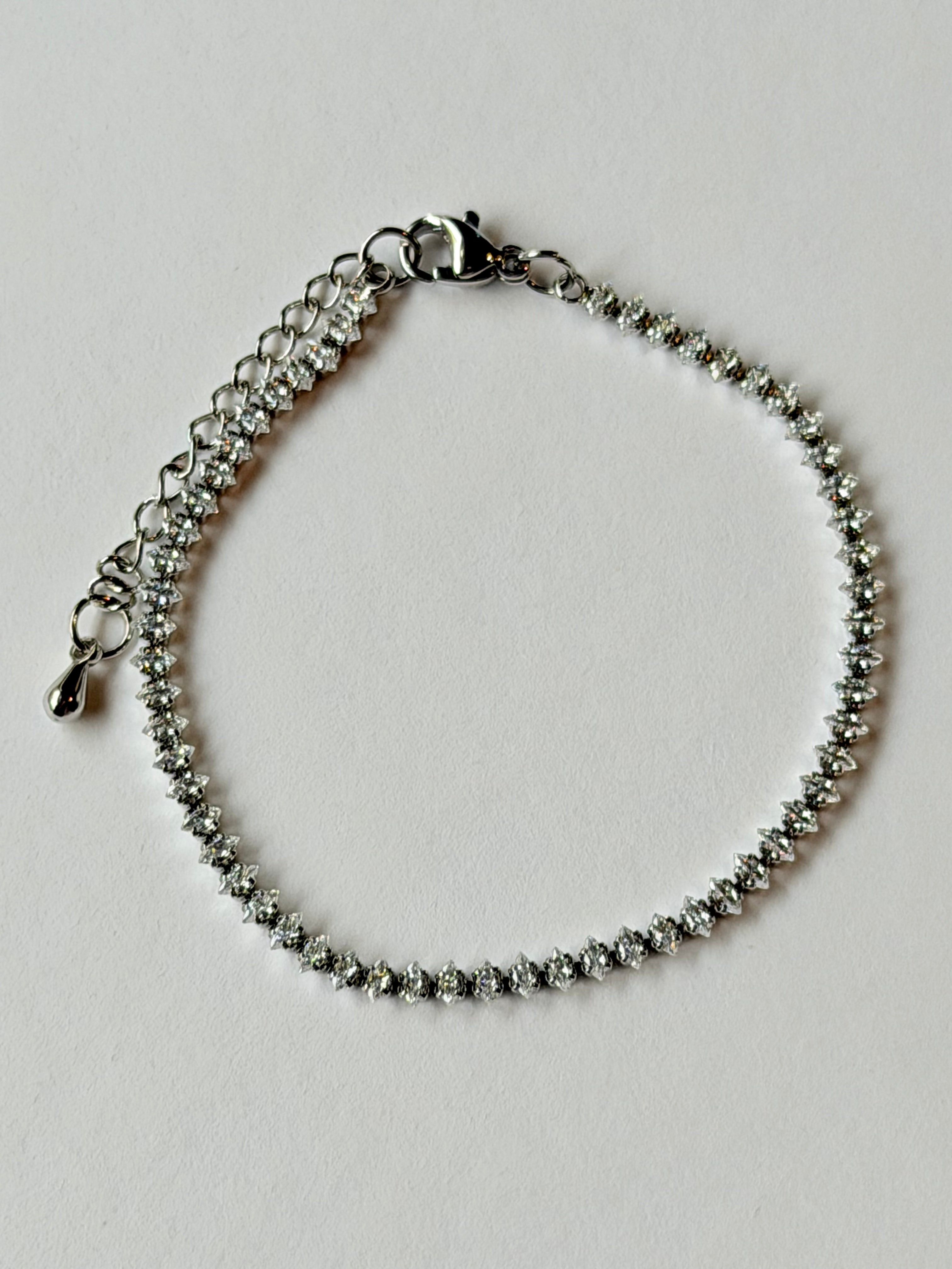 Pulsera tennis plateada con zirconias