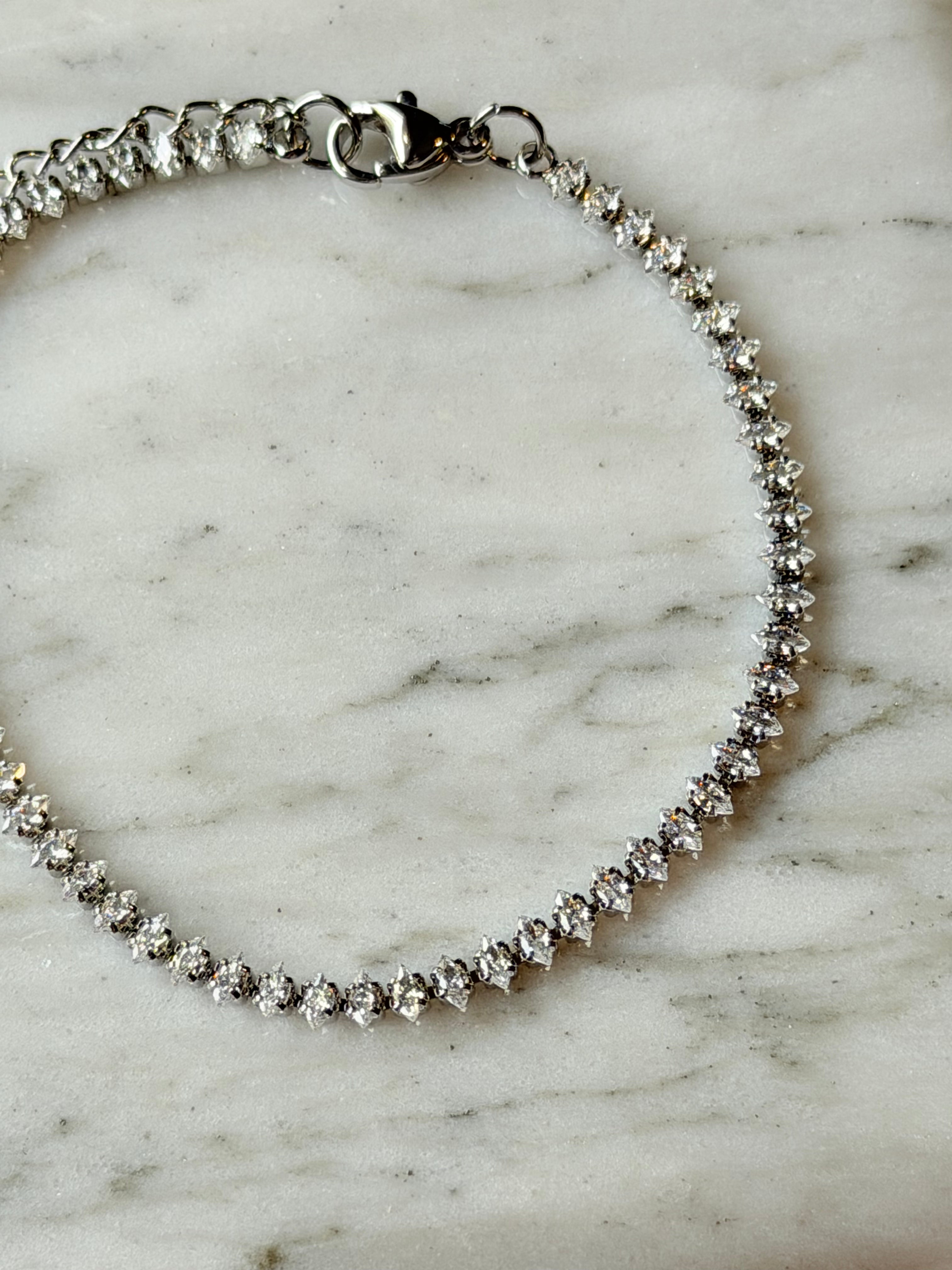 Pulsera tennis plateada con zirconias