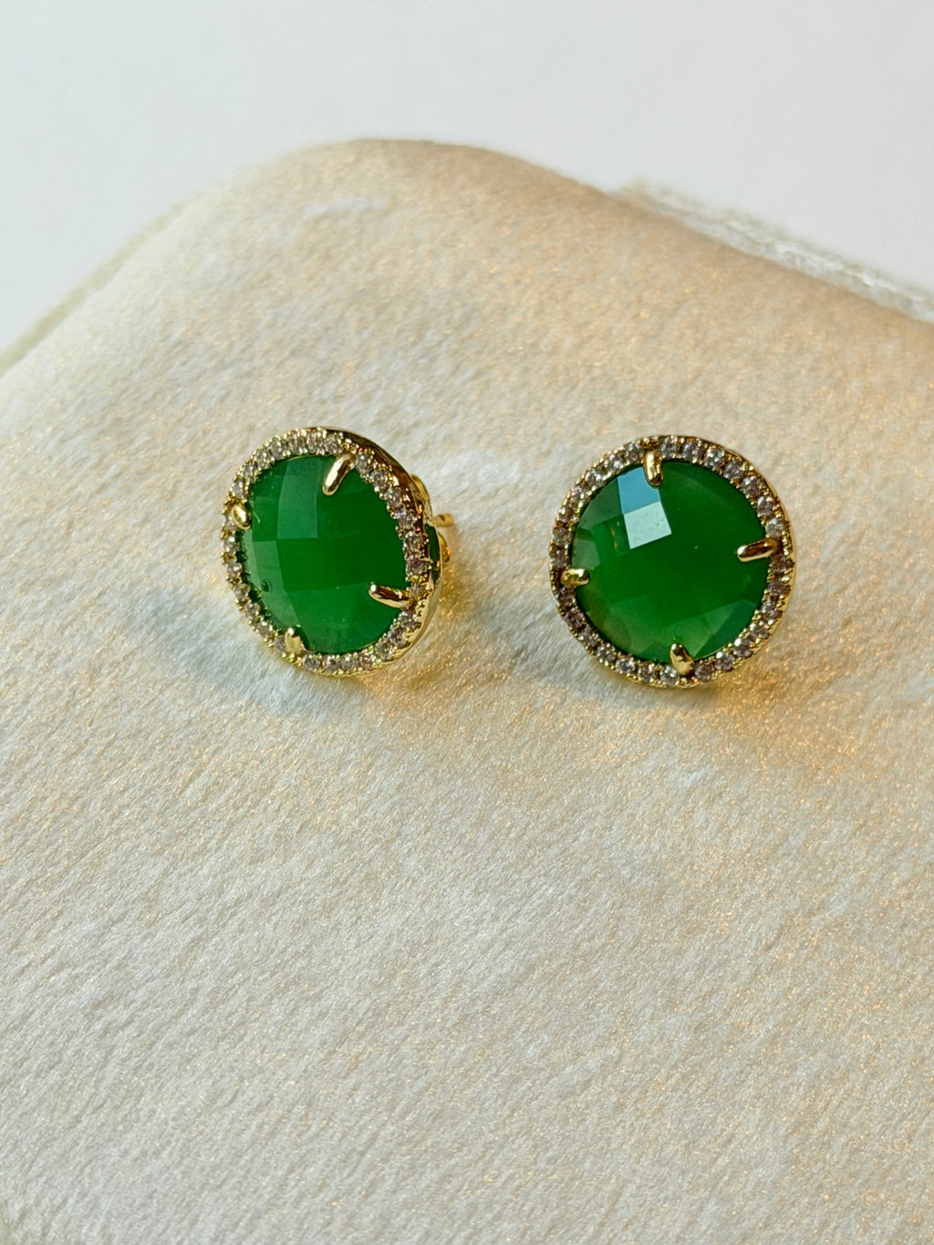 Broquel redondo de cristal con zirconias