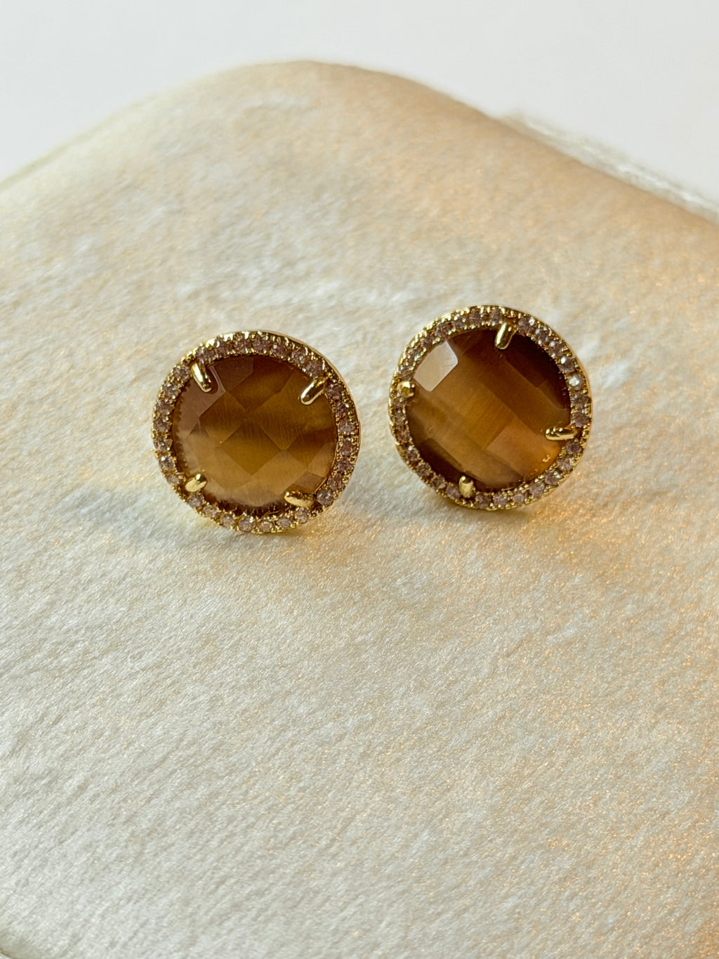 Broquel redondo de cristal con zirconias